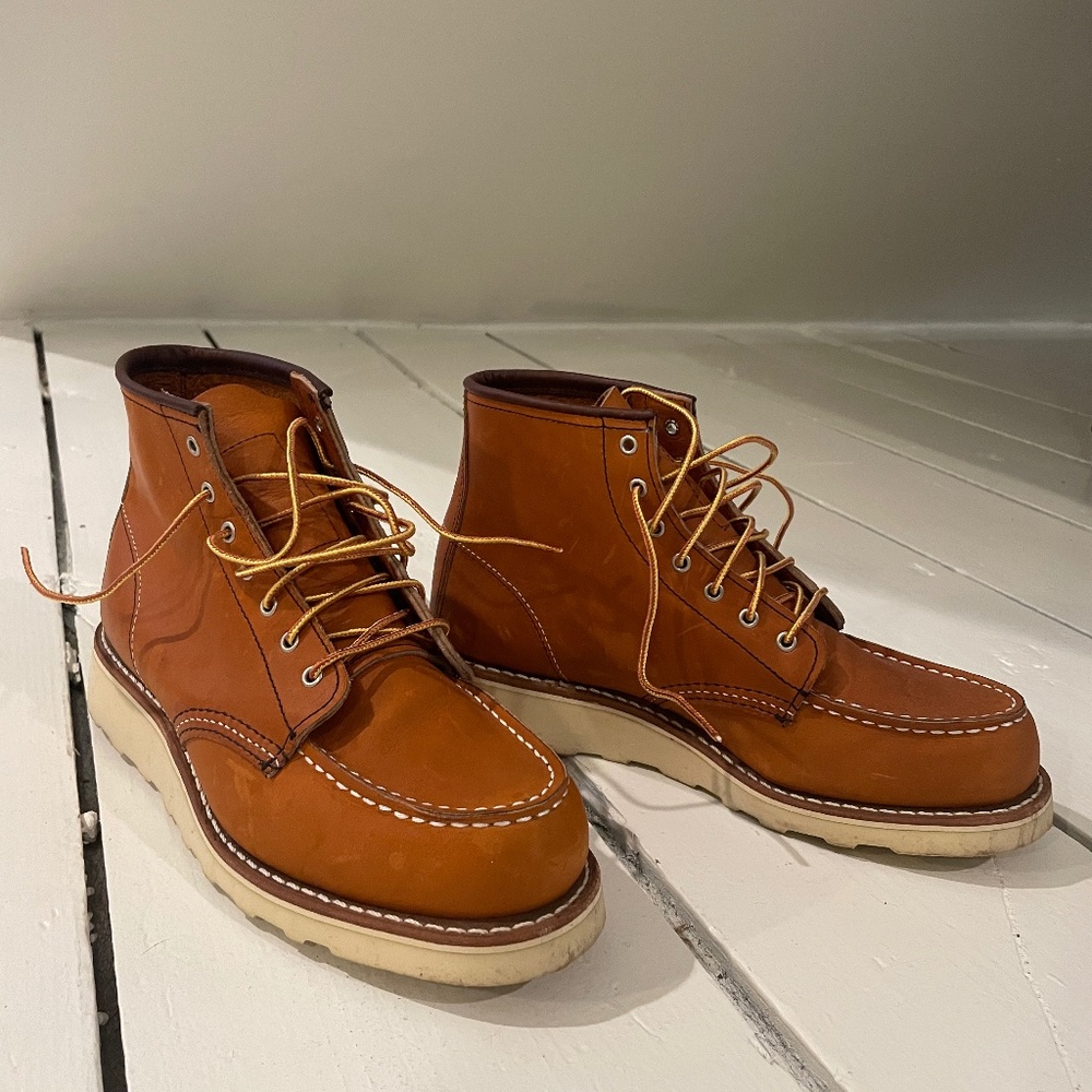 Red Wing Women’s 6” Classic Moc 3375